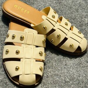NWOT Guess Women's Cream and Gold Studded Sandals